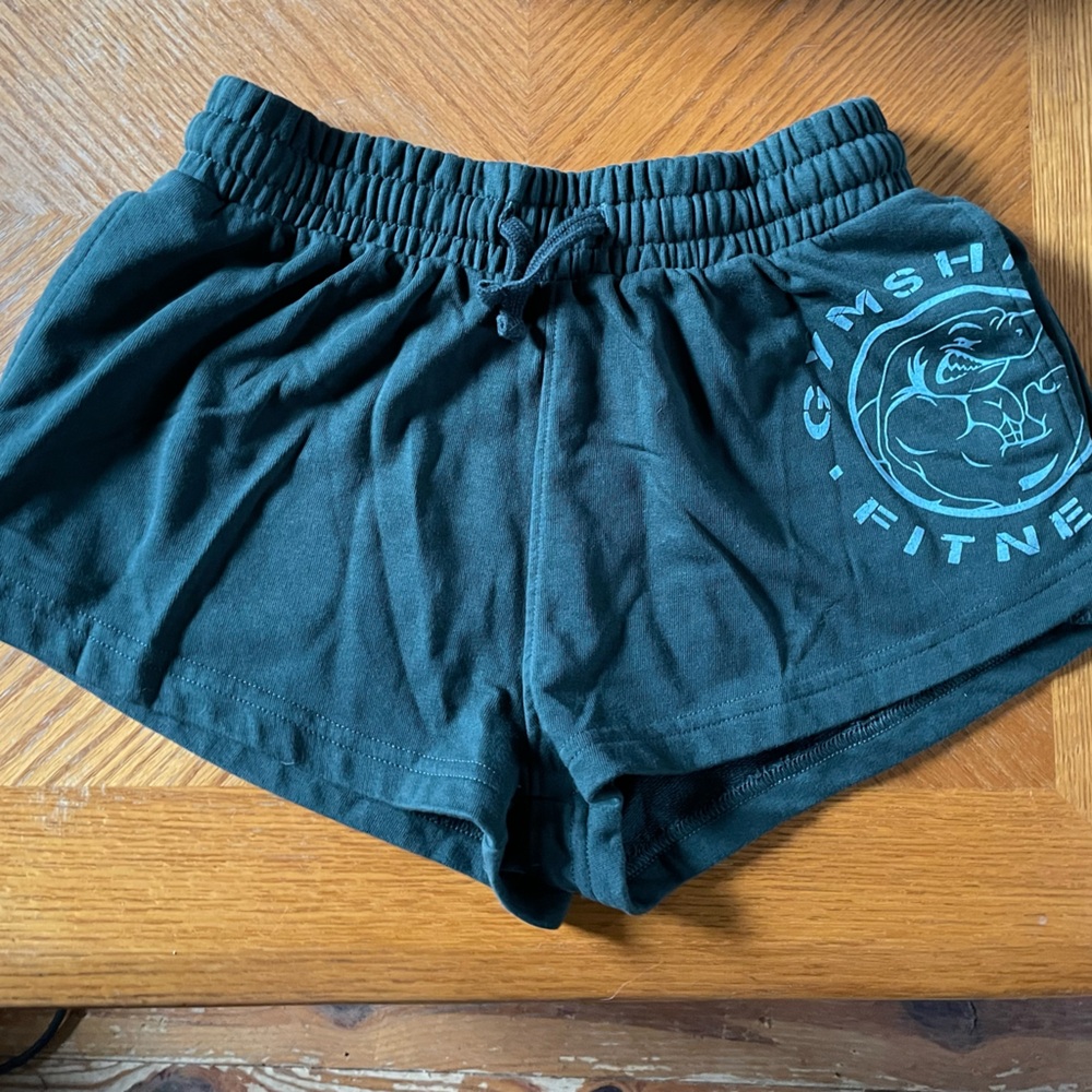 NWOT Womens GYMSHARK shorts XS